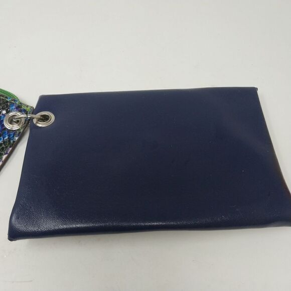 LONDON FOG WALLET/POUCHES - Picture 7 of 14